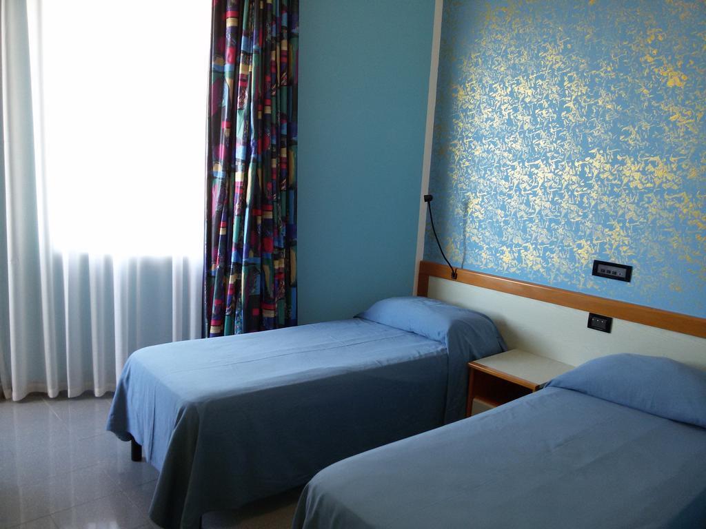 Hotel Ristorante Miramare Marina di Gioiosa Ionica Cameră foto